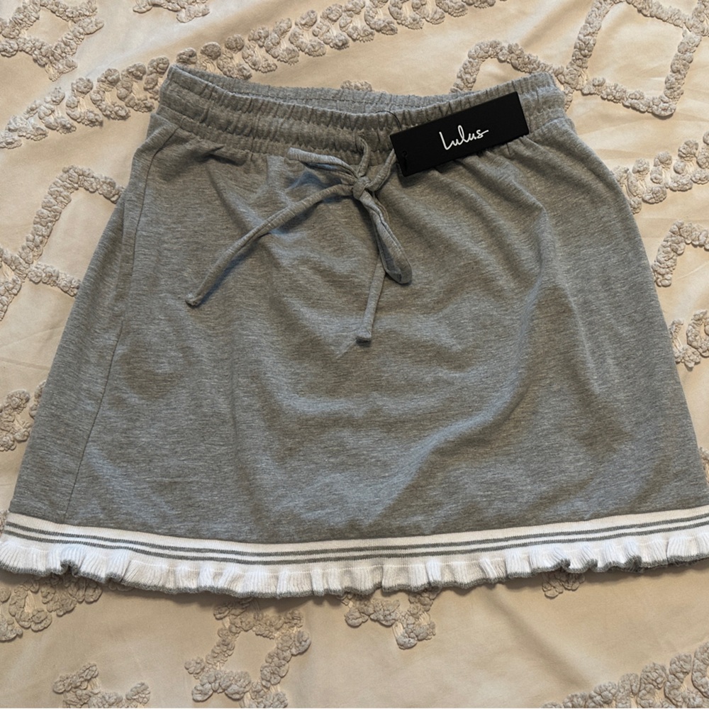 Lulu's Gray and White Skater Mini Skirt